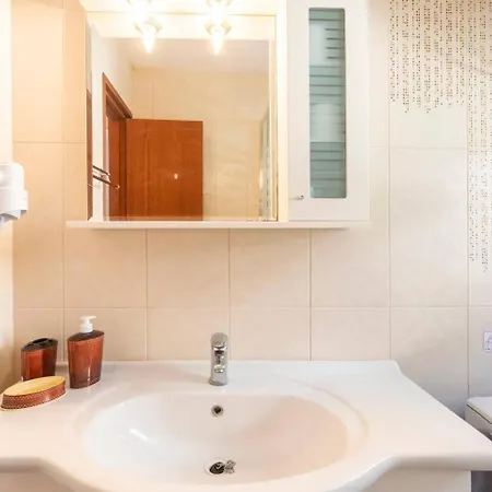 Maisonette Seaside Balconies Caracas 60 Daire