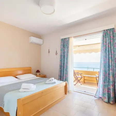 Maisonette Seaside Balconies Caracas 60 Daire